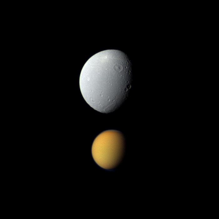 NASA Probe Snaps Amazing Photos of Saturn Moons